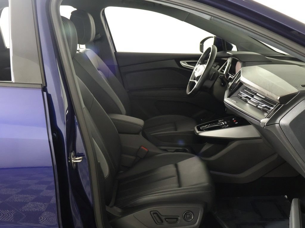 Used 2024 Audi Q4 e-tron Premium Plus AWD/4WD image 29