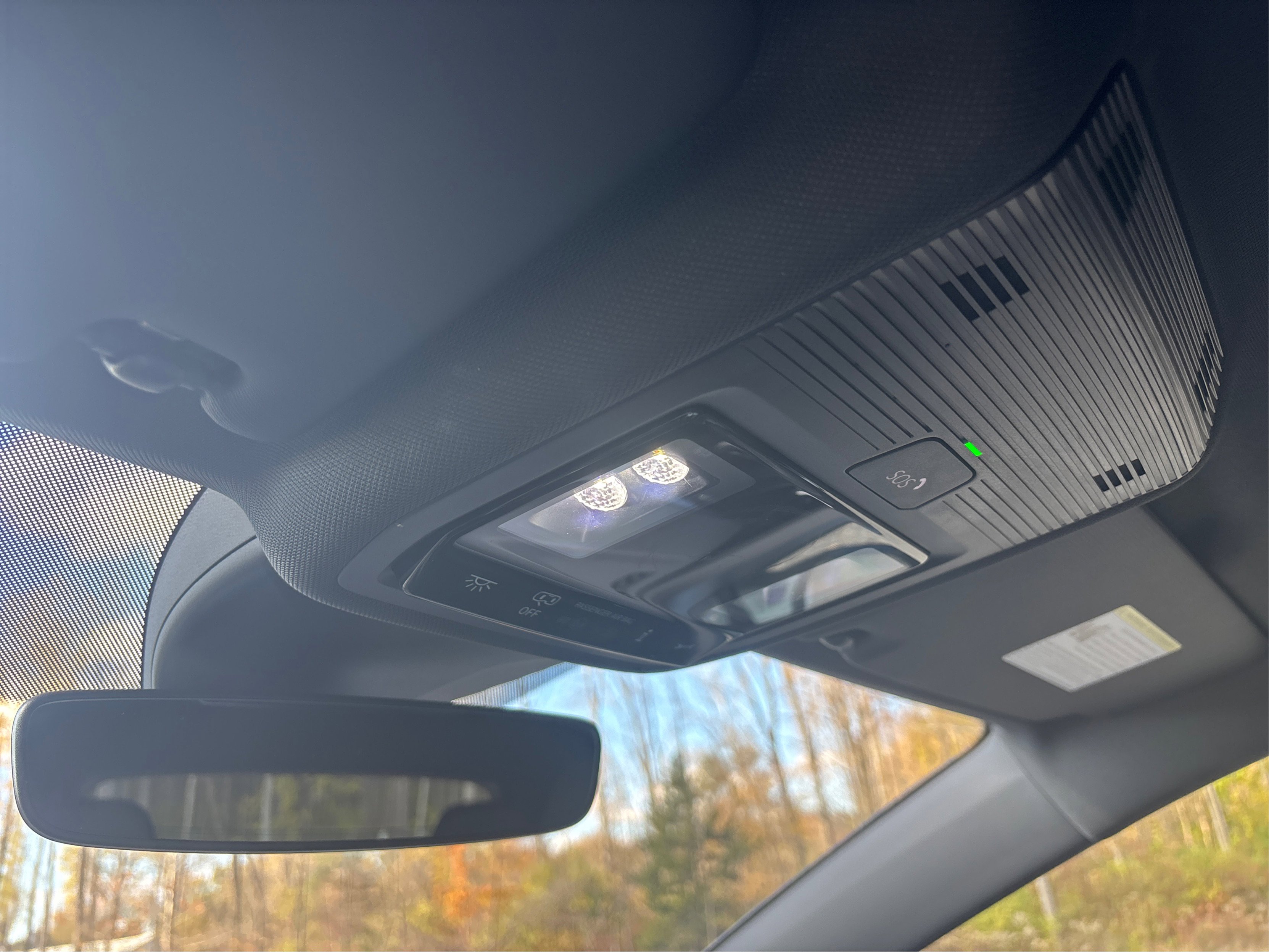 Used 2022 Volkswagen ID.4 Pro image 19