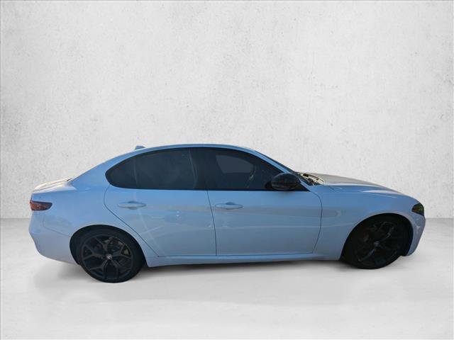 Used 2020 Alfa Romeo Giulia w/ Nero Edizione image 4