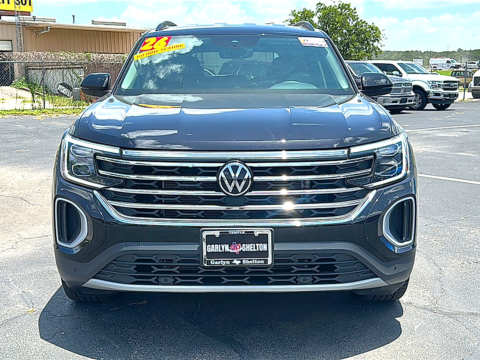 Used 2026 Volkswagen Atlas SE AWD/4WD image 11