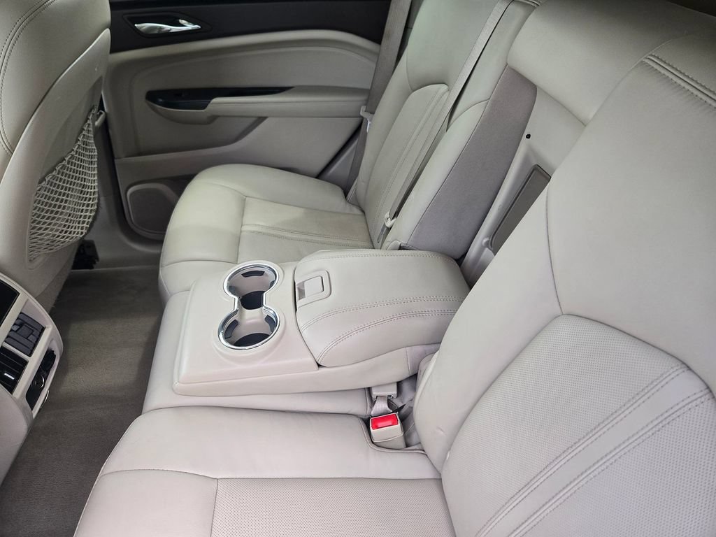 Used 2016 Cadillac SRX Luxury w/ Driver Awareness Package AWD/4WD image 9