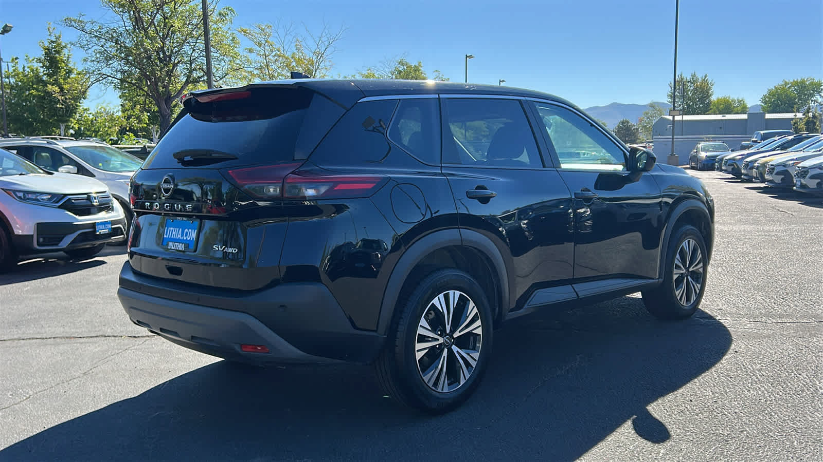 Used 2023 Nissan Rogue SV AWD/4WD image 5