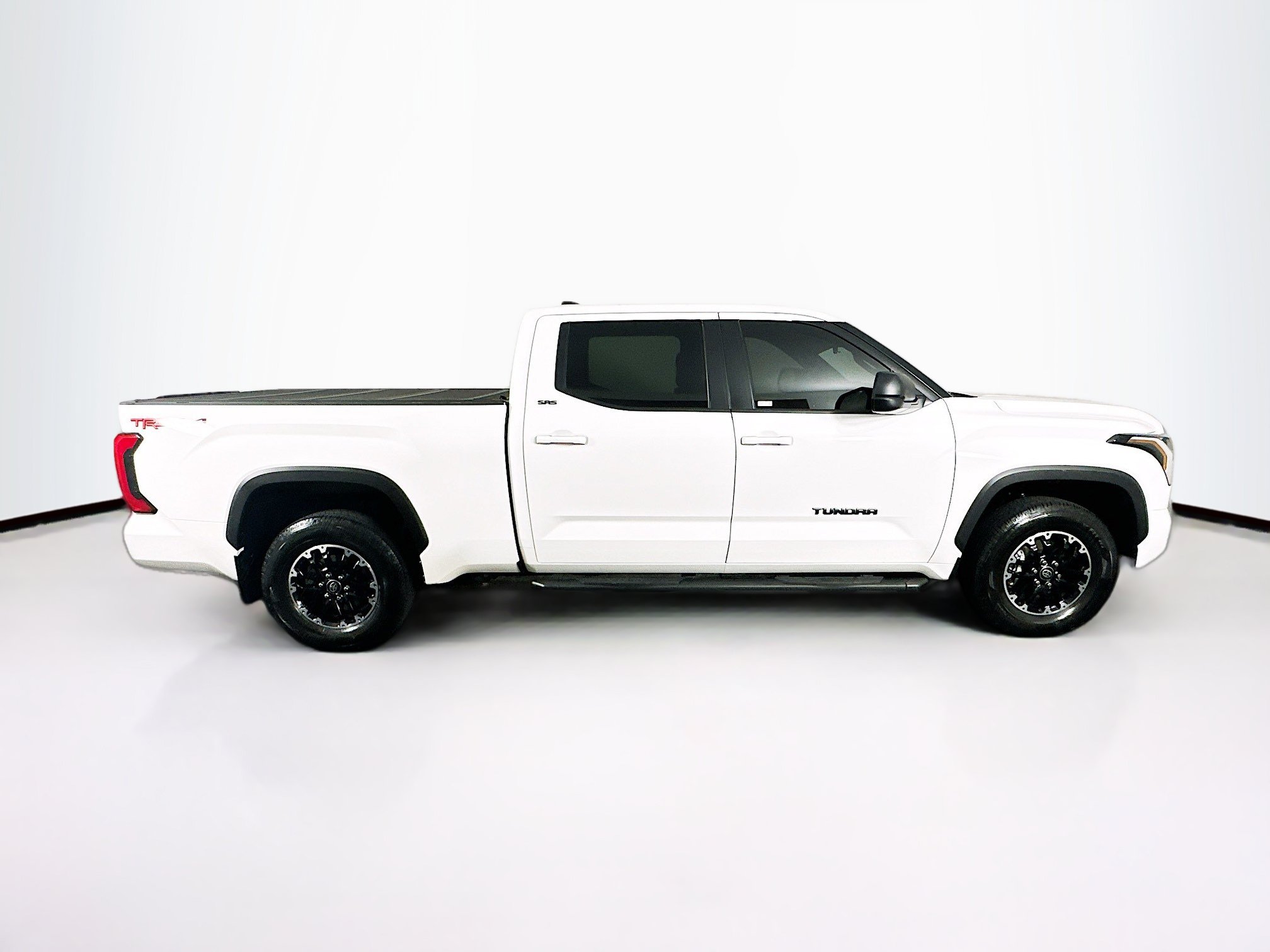 Used 2025 Toyota Tundra SR5 w/ TRD Off-Road Package AWD/4WD image 10