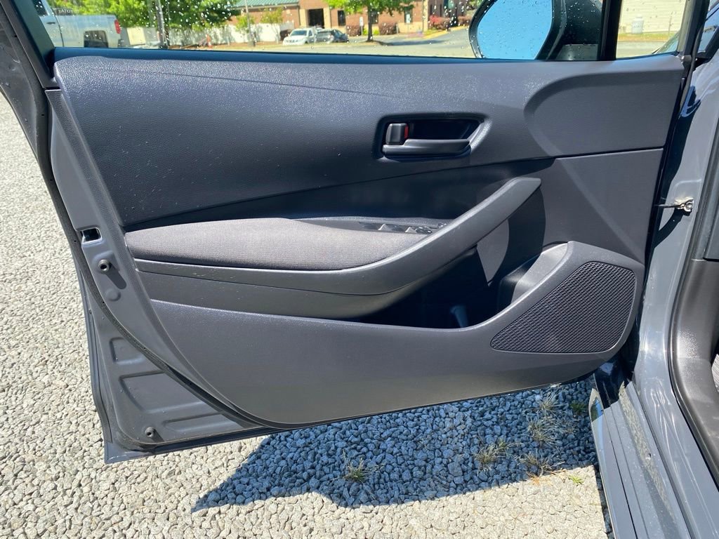 Used 2023 Toyota Corolla LE FWD image 10