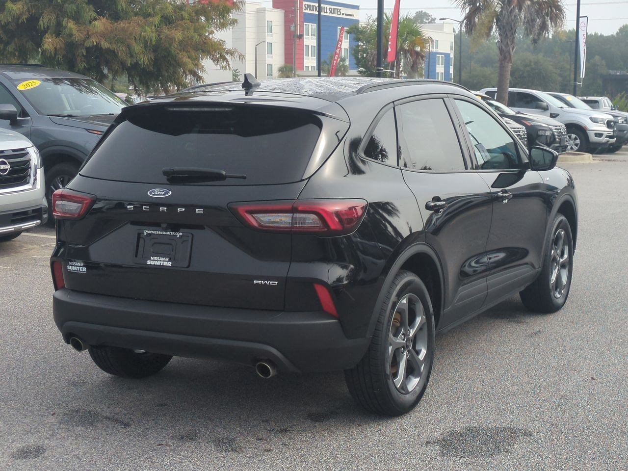 Used 2025 Ford Escape ST-Line Select AWD/4WD image 4