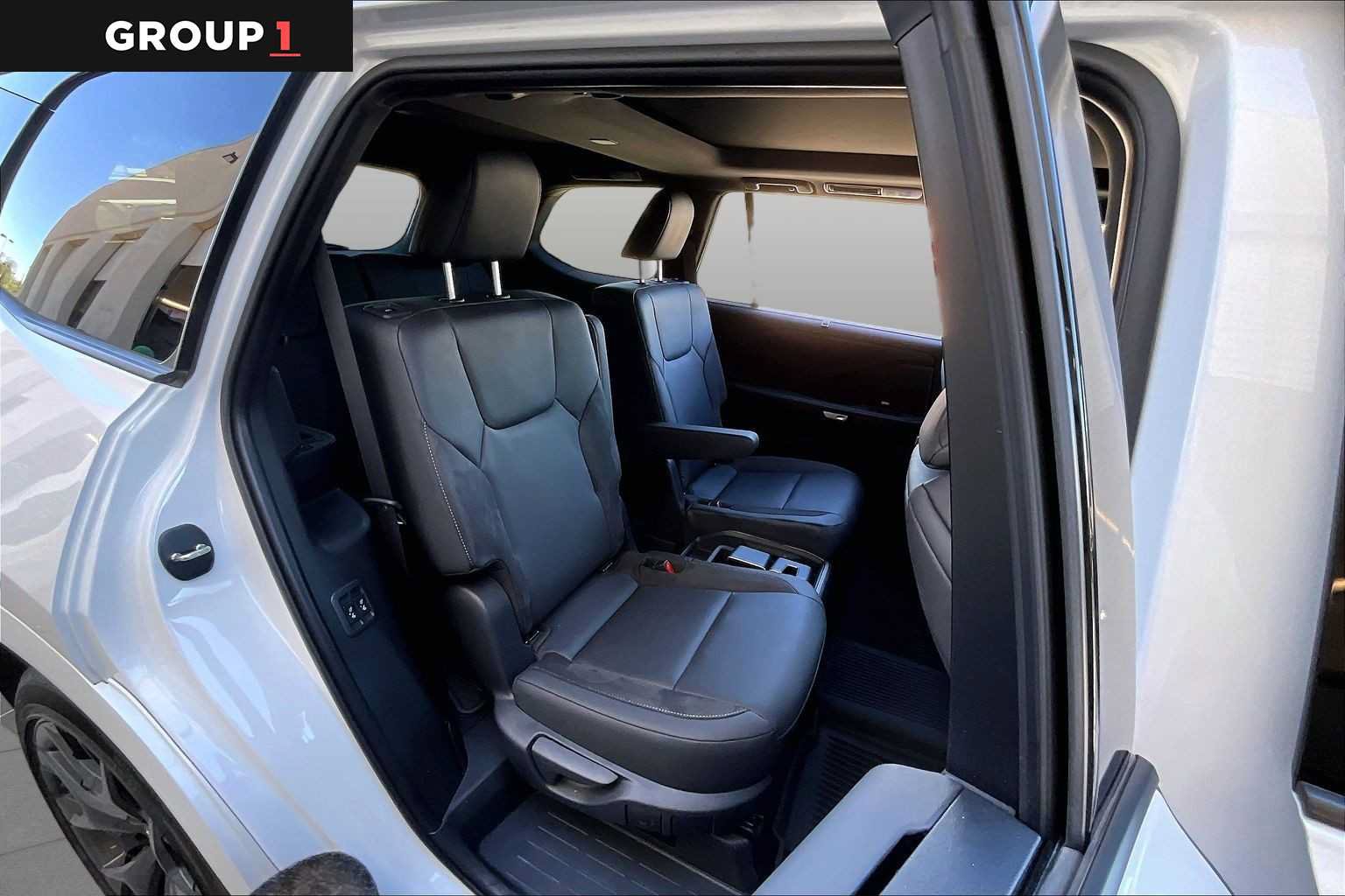 Used 2025 Lexus TX 500h AWD w/ Technology Package image 19