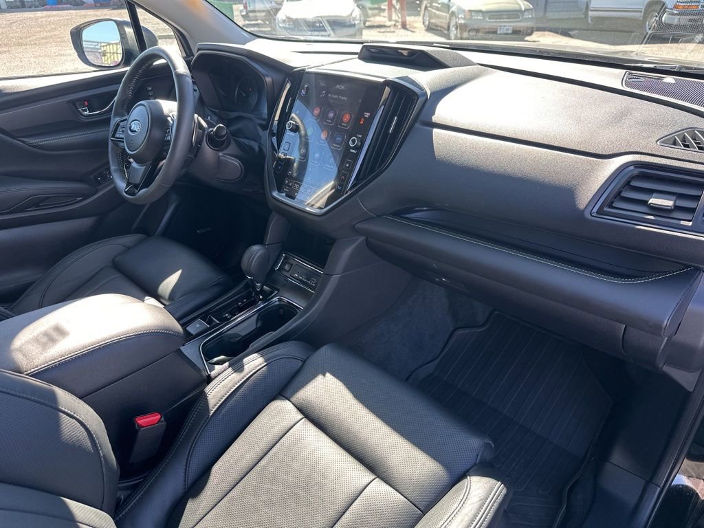 Used 2025 Subaru Ascent Bronze Edition image 12
