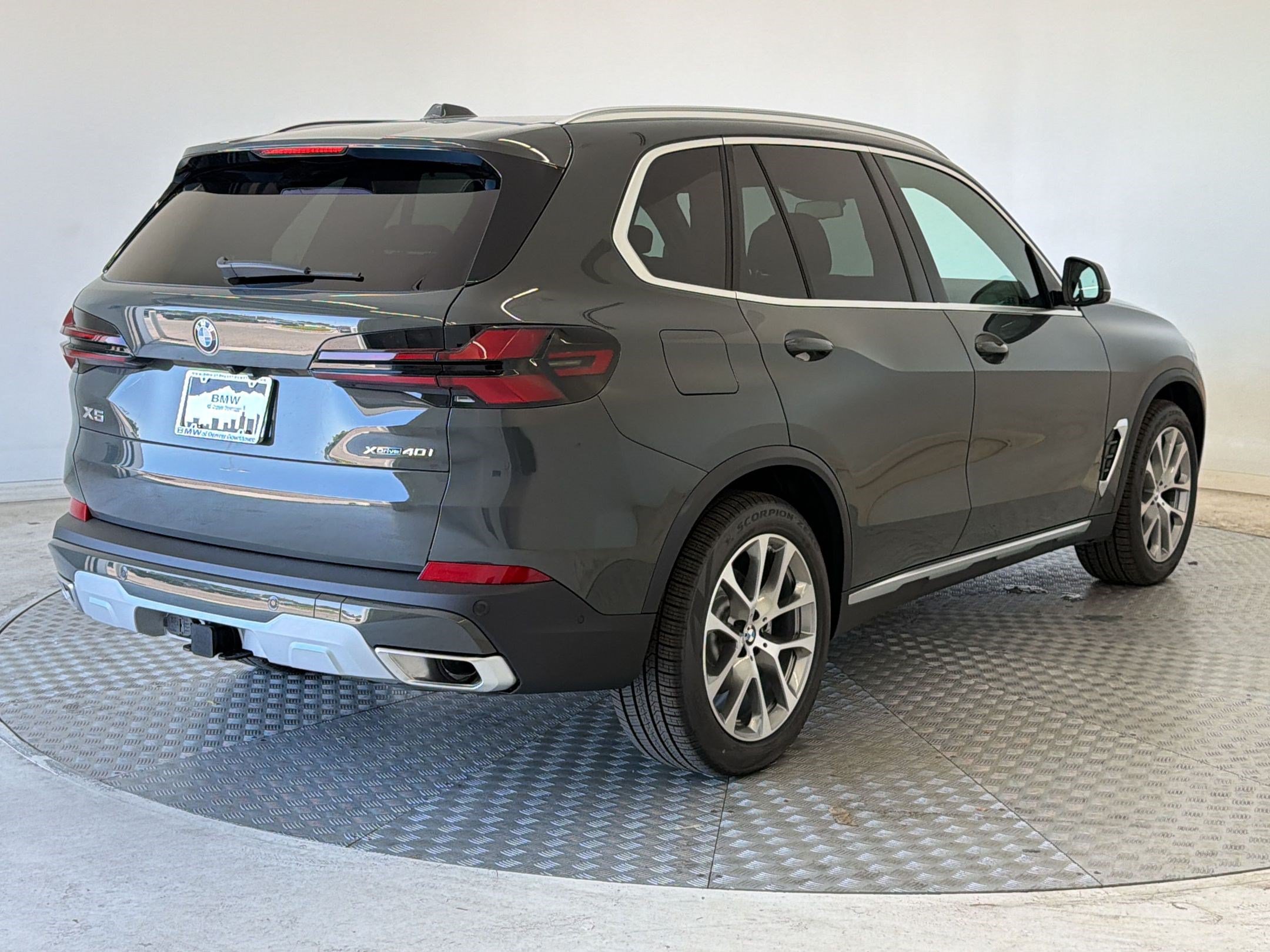 New 2026 BMW X5 xDrive40i AWD/4WD image 9