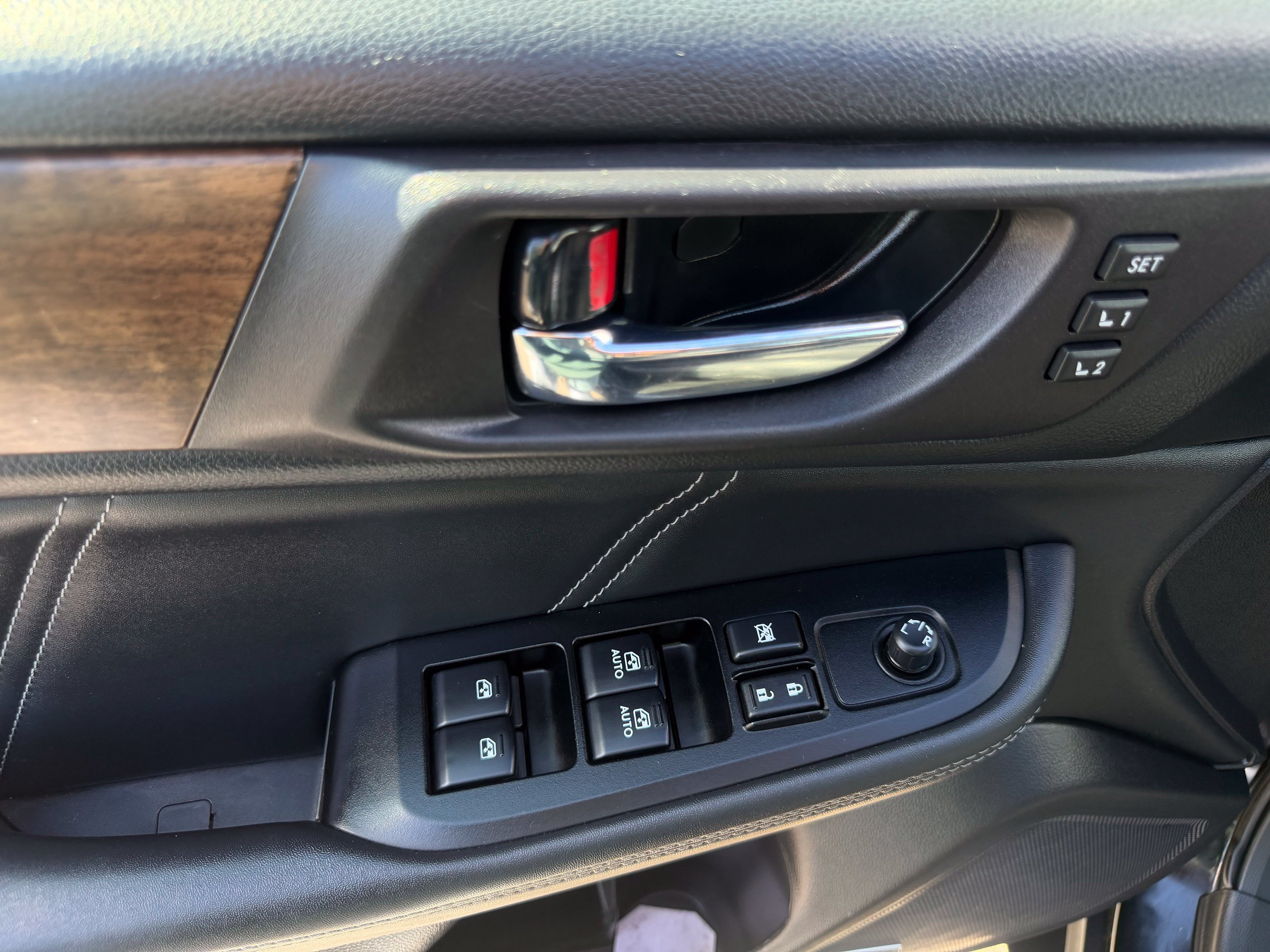Used 2018 Subaru Outback 2.5i Limited AWD/4WD image 13