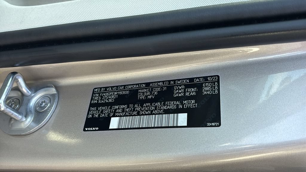 Certified 2024 Volvo XC90 B6 Plus w/ Protection Package Premier AWD/4WD image 32