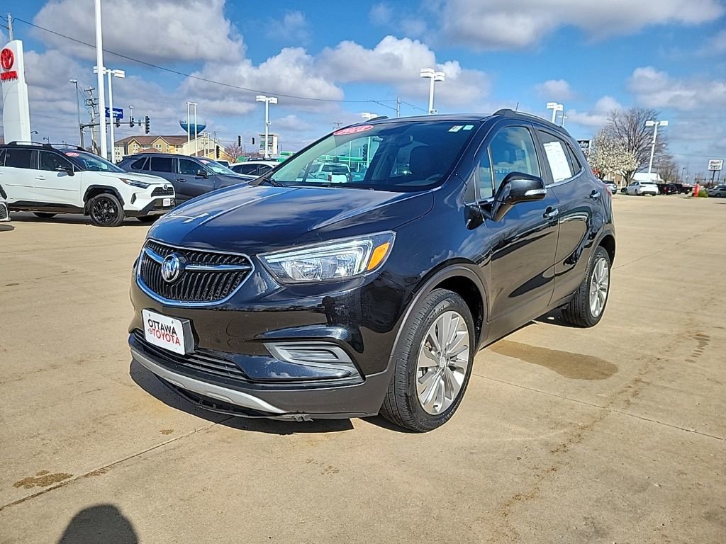 Used 2018 Buick Encore Preferred image 2