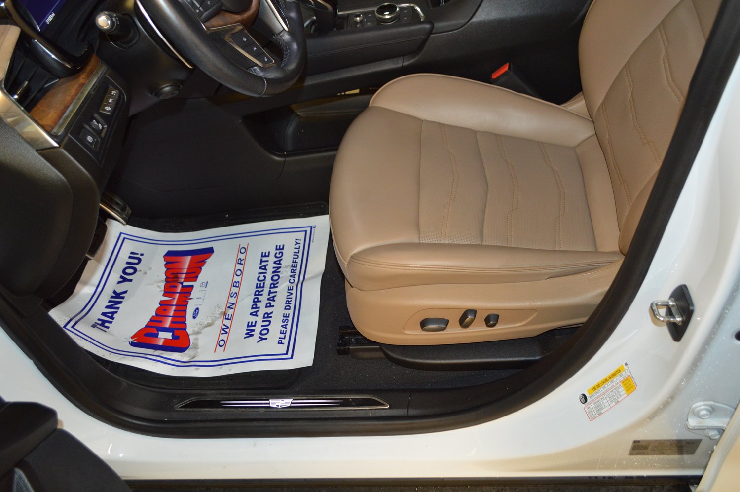 Used 2021 Cadillac XT5 Sportv w/ Platinum Package AWD/4WD image 15