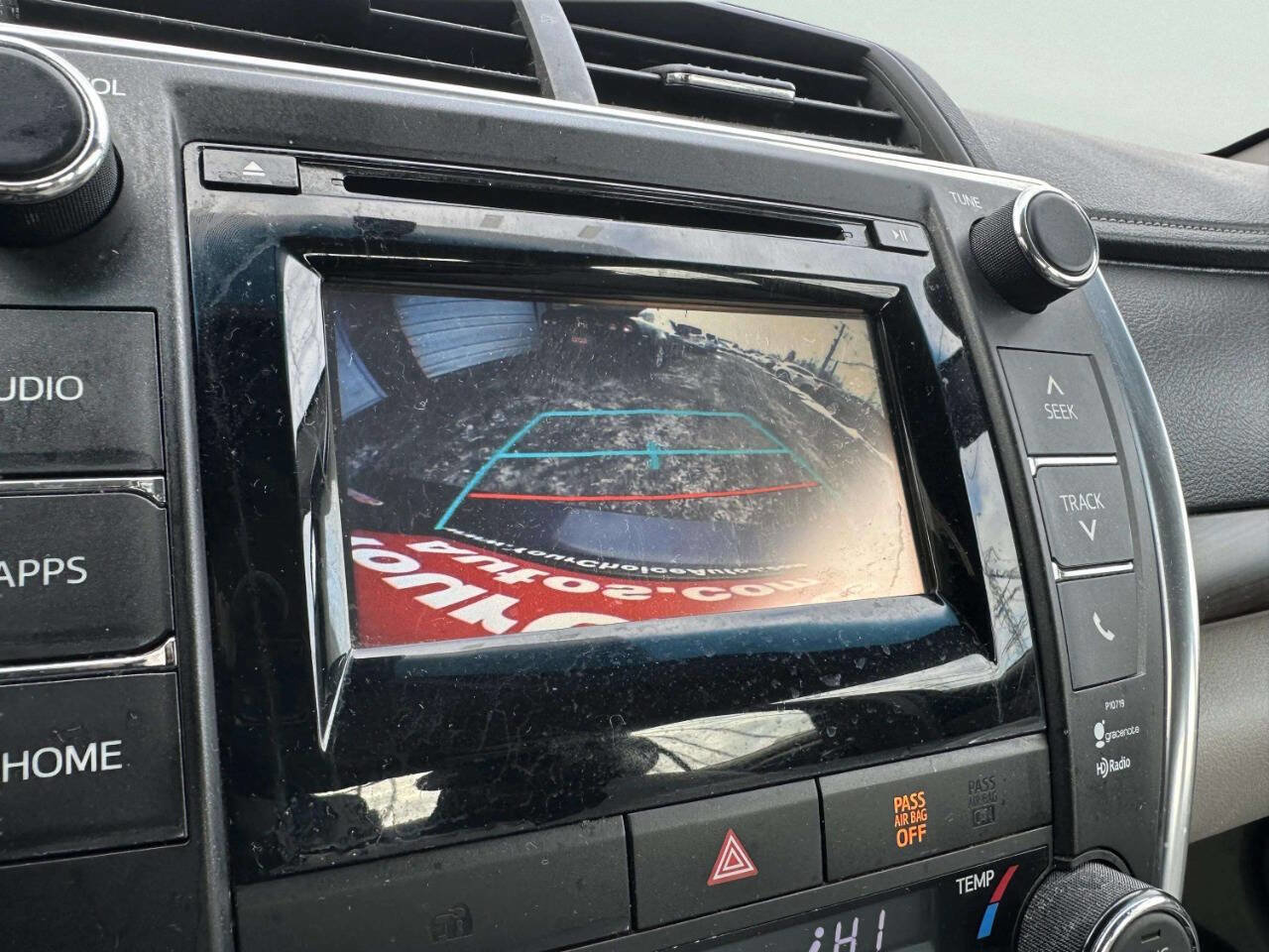 Used 2015 Toyota Camry XLE FWD image 34