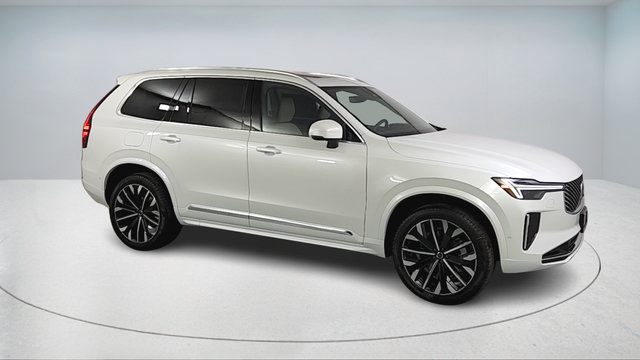 Certified 2026 Volvo XC90 B6 Ultra w/ Protection Package AWD/4WD image 2