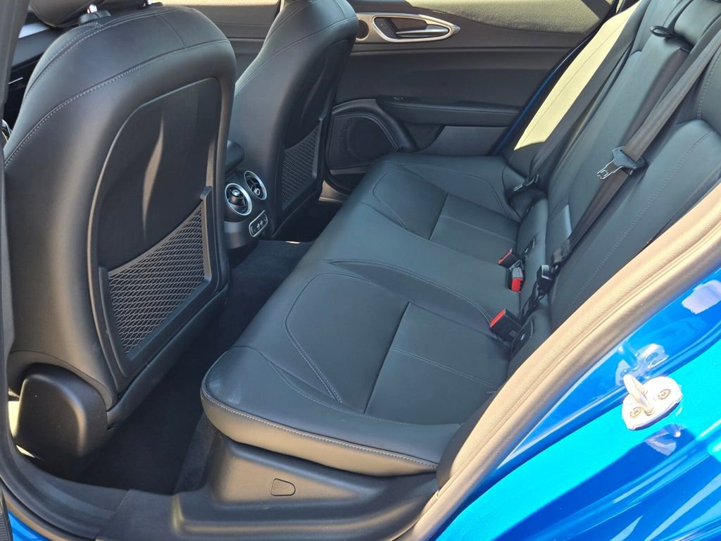 New 2025 Alfa Romeo Giulia w/ Driving Assist Package image 7