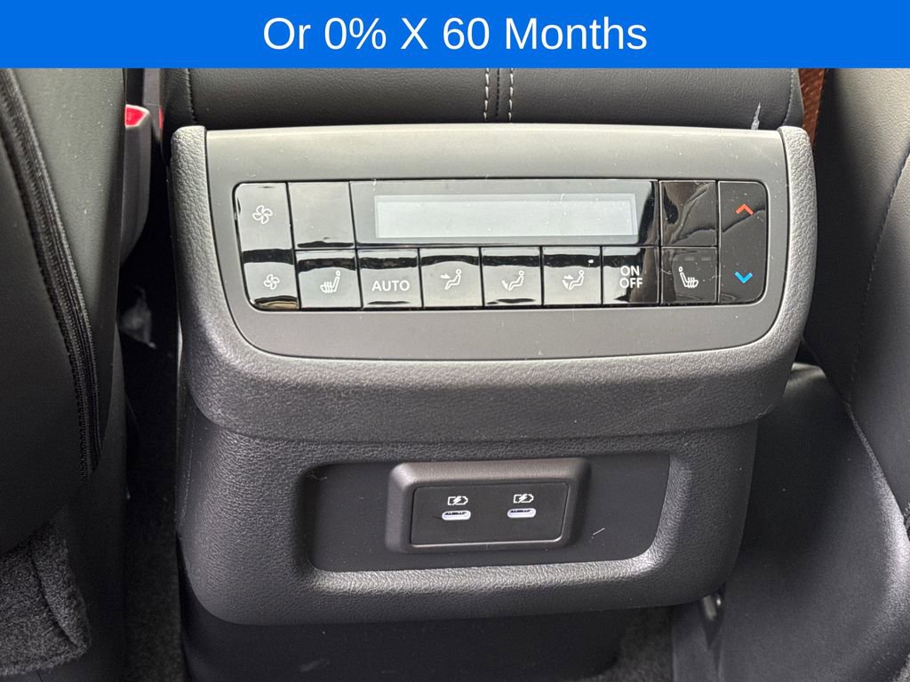 New 2026 Nissan Pathfinder SL w/ SL Premium Package image 38