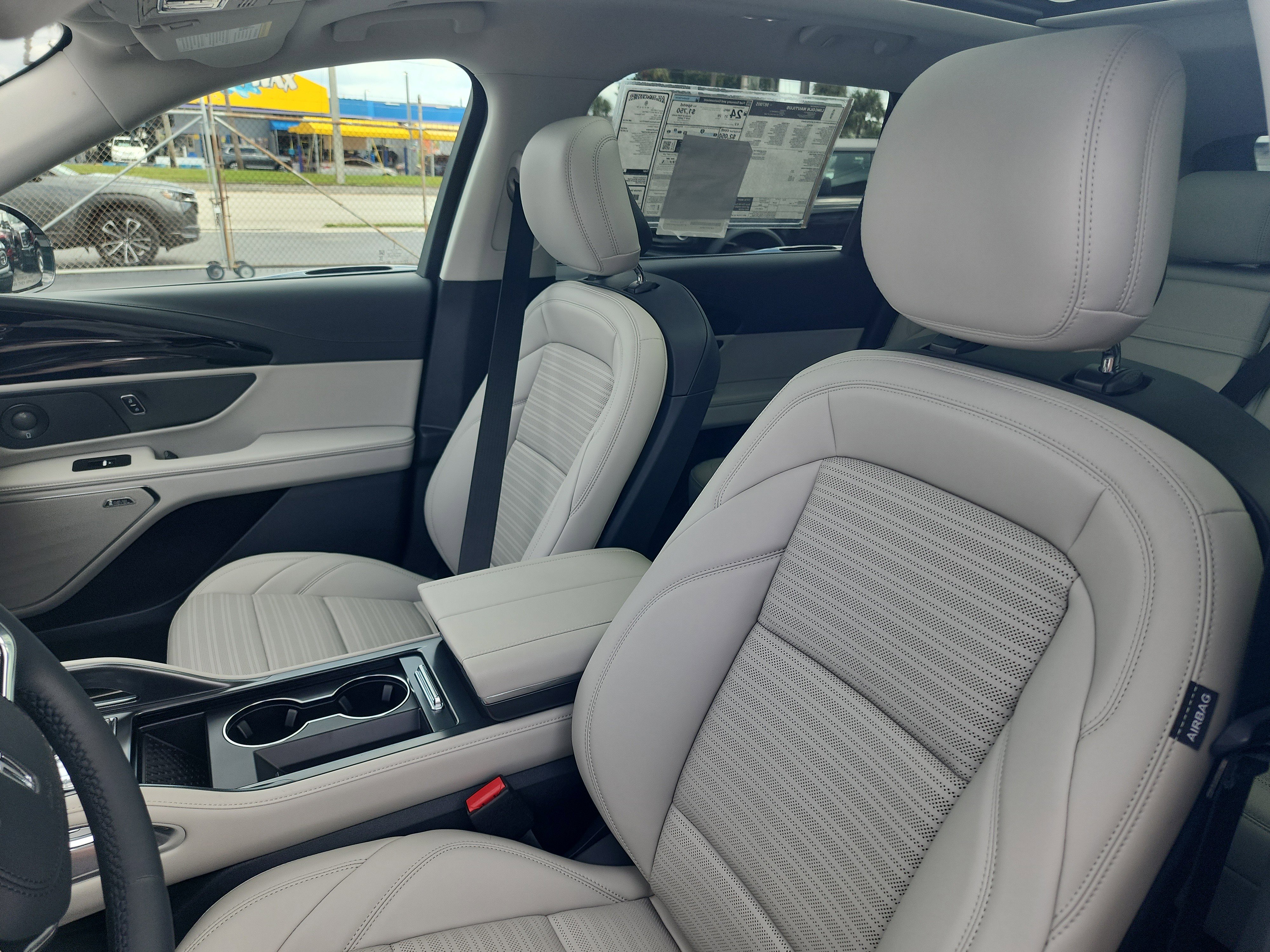 New 2026 Lincoln Nautilus Reserve w/ Jet Appearance Package image 14