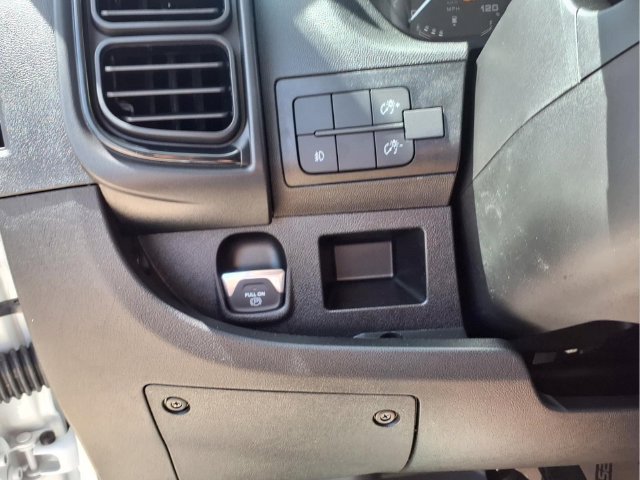 New 2026 RAM ProMaster 1500 w/ Convenience Group FWD image 23