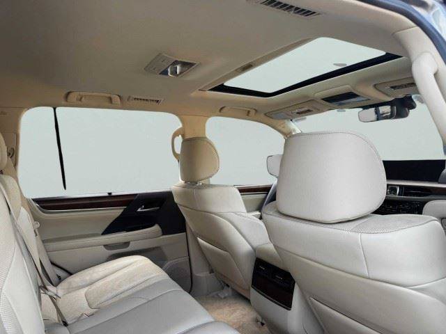 Used 2019 Lexus LX 570 4WD w/ Luxury Package image 55