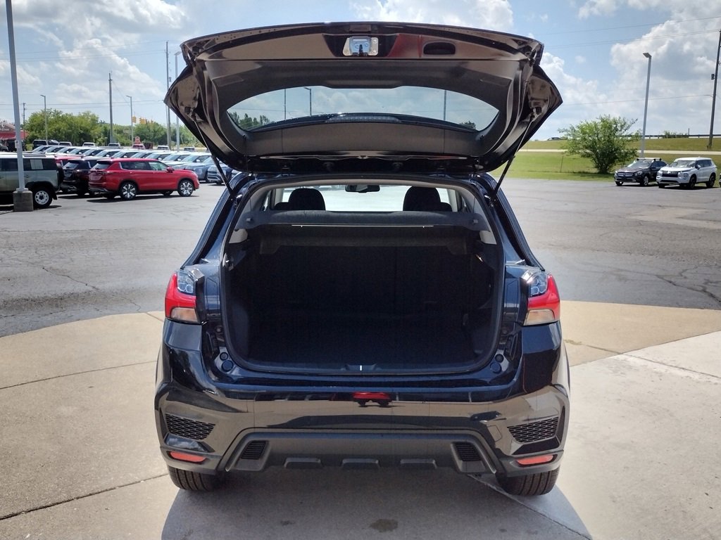 New 2025 Mitsubishi Outlander Sport LE image 15