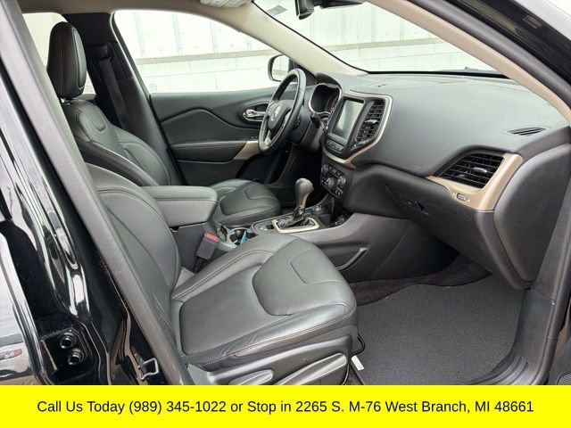 Used 2018 Jeep Cherokee Limited w/ Technology Group image 38