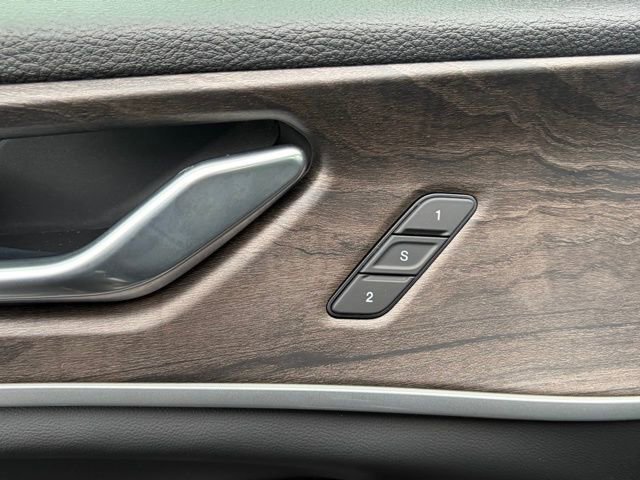 New 2025 Jeep Grand Cherokee Limited image 14