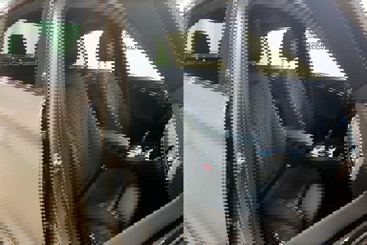 Certified 2023 BMW 530e xDrive w/ Premium Package image 8