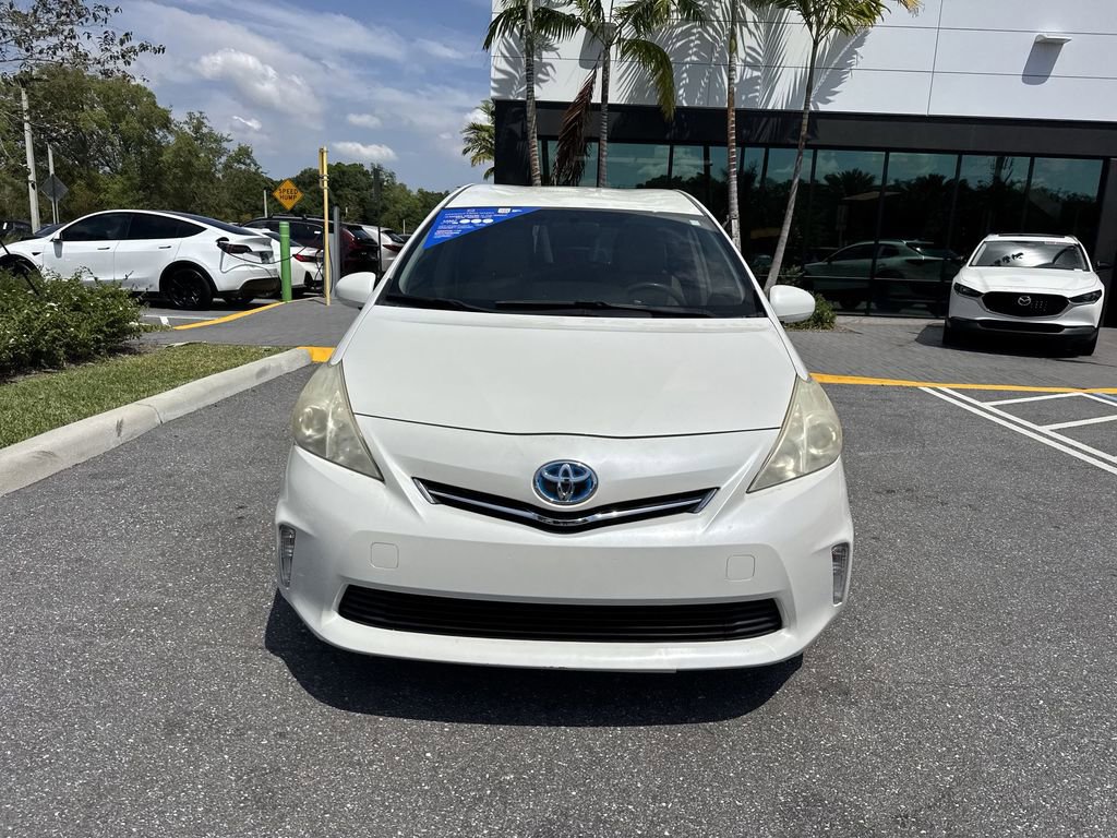 Used 2013 Toyota Prius V Two image 9
