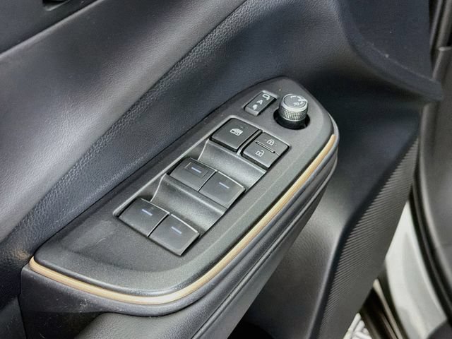 Used 2023 Toyota Crown AWD/4WD image 24