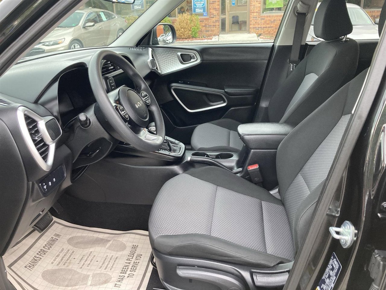 Used 2024 Kia Soul LX w/ Option Group 015 image 10