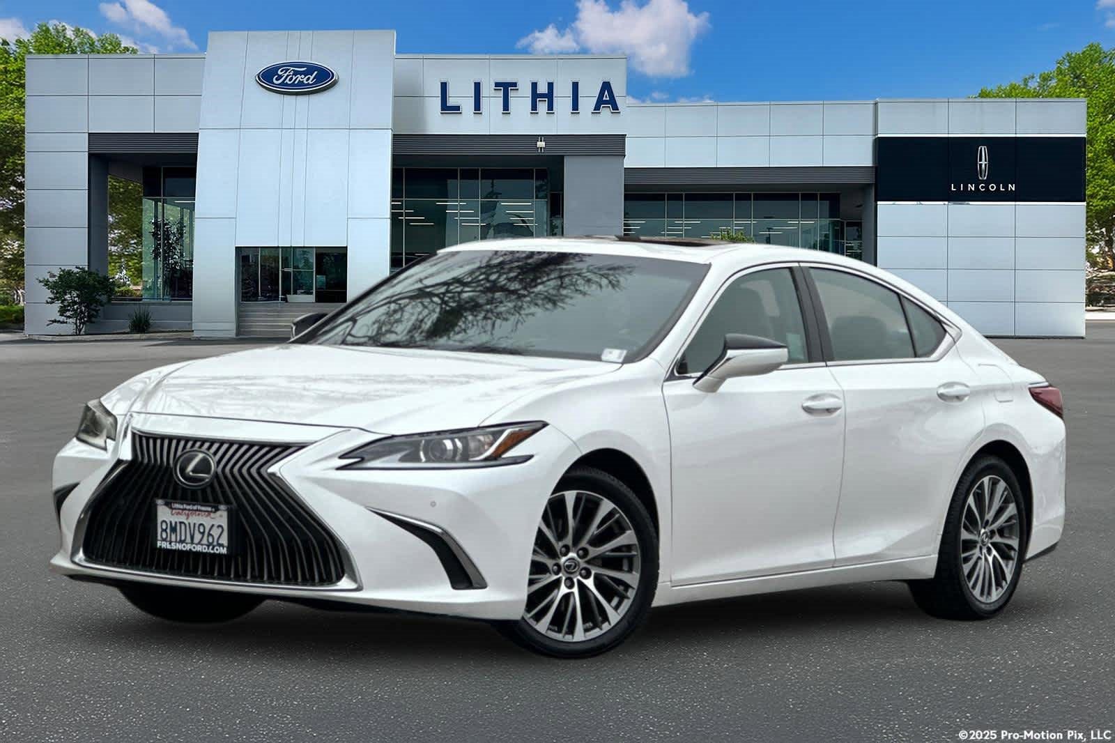 Used 2019 Lexus ES 350 image 1