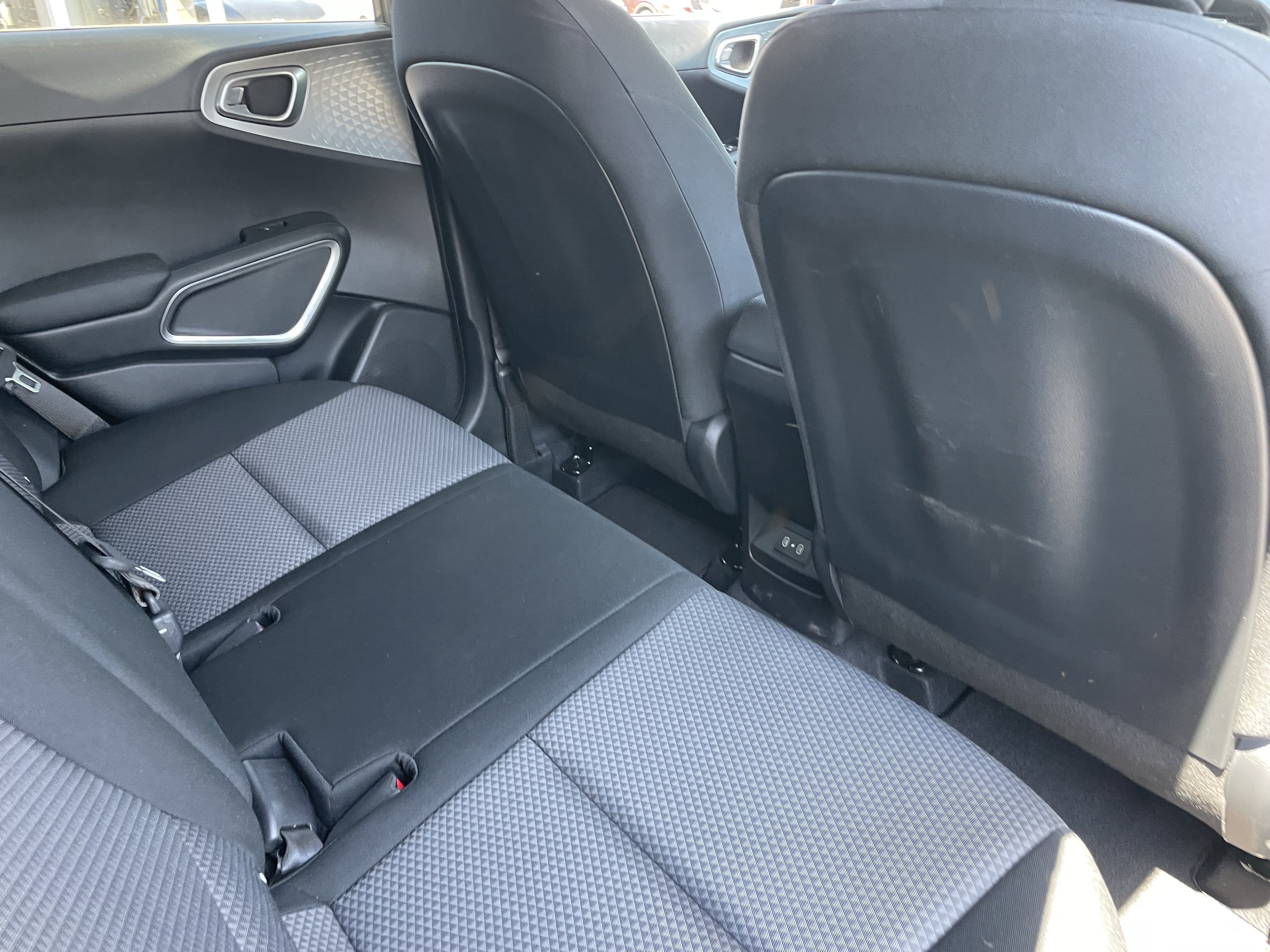 Certified 2025 Kia Soul S FWD image 11