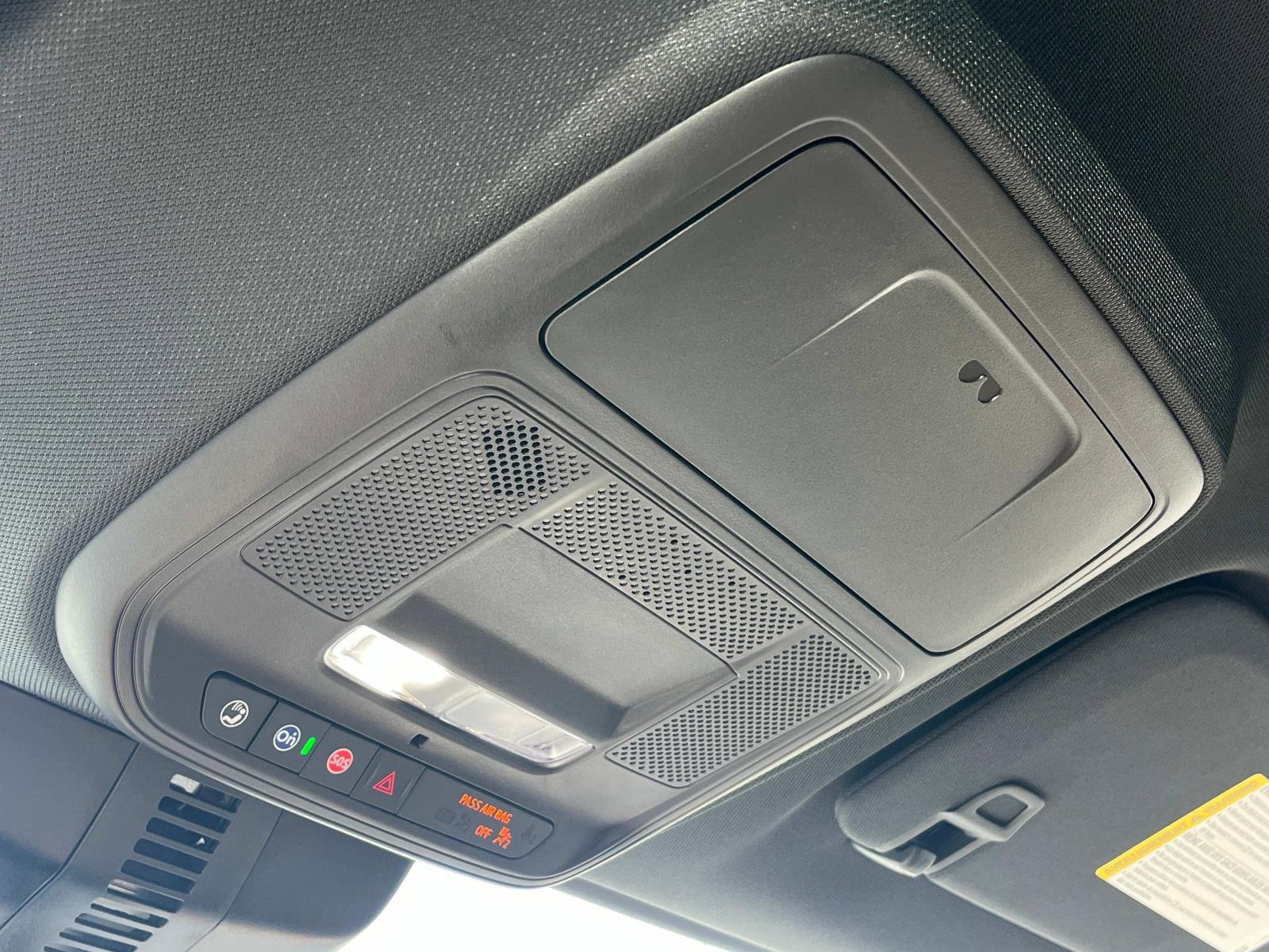 New 2026 Buick Enclave Preferred w/ Power Package image 32