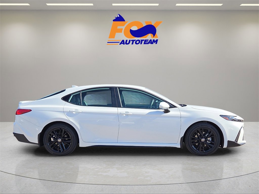 New 2026 Toyota Camry SE image 5