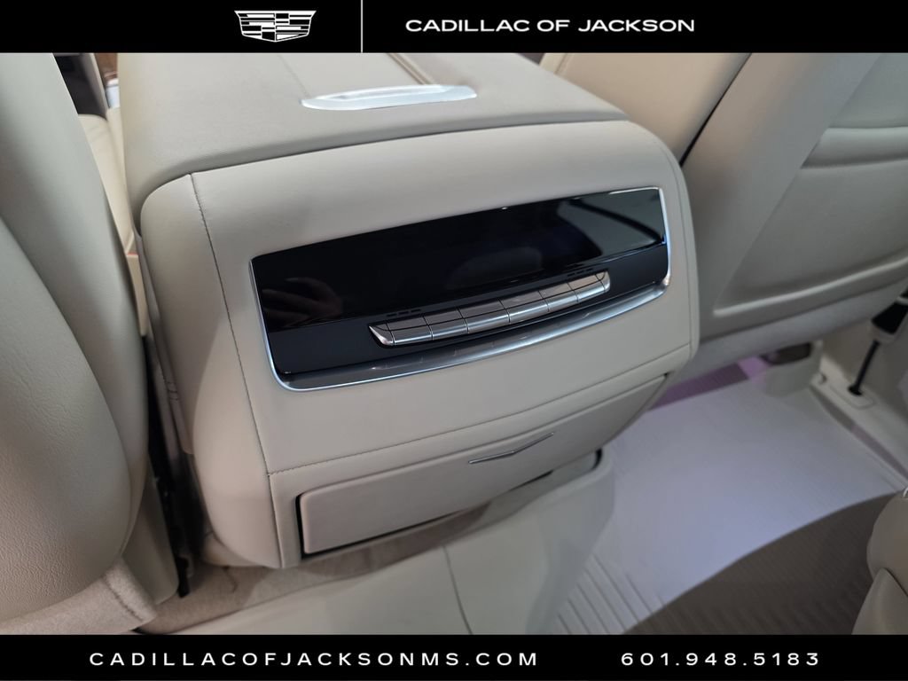Certified 2026 Cadillac Escalade Platinum Sport w/ LPO, Floor Liner Package AWD/4WD image 26