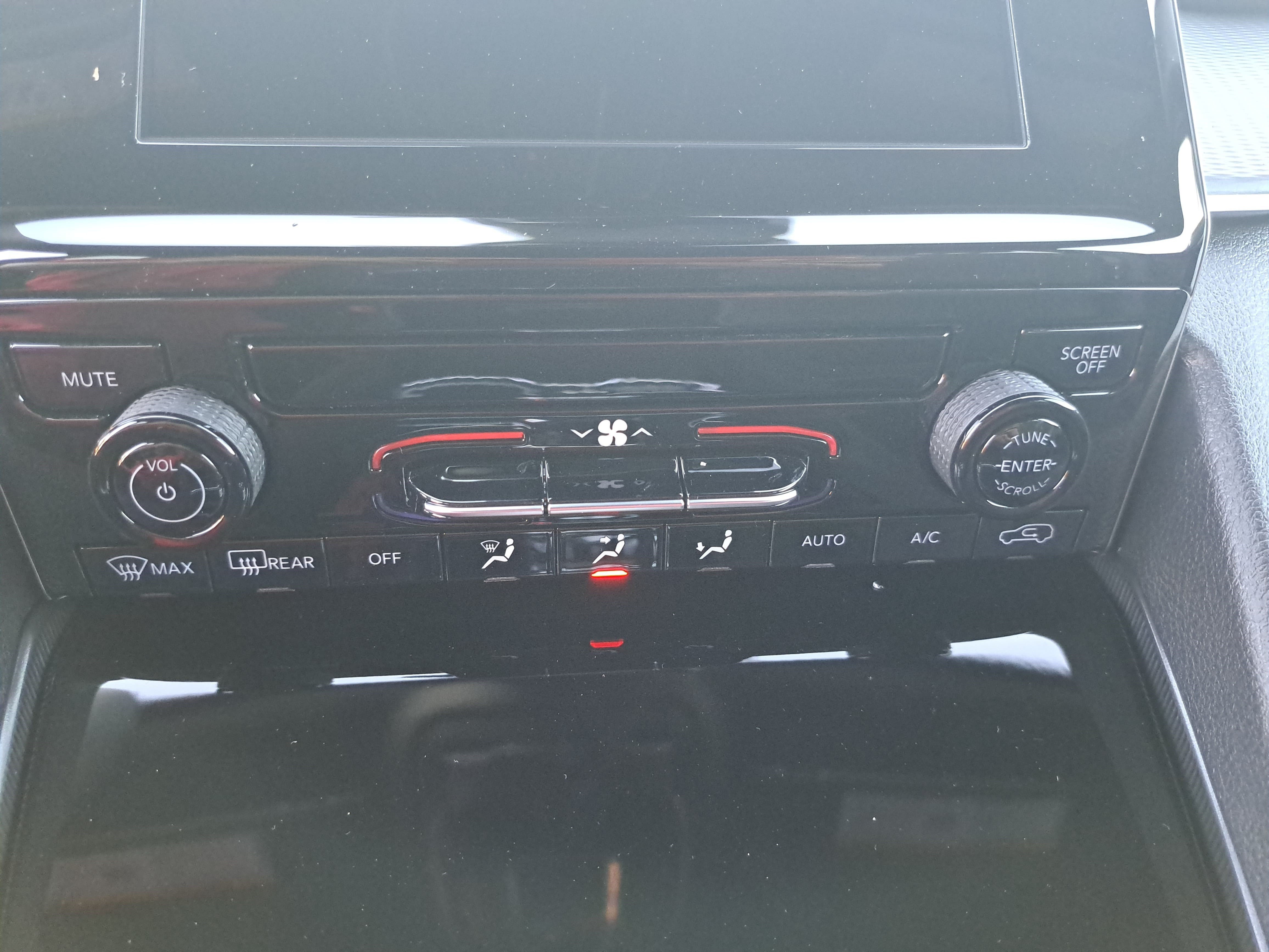 New 2026 Jeep Grand Cherokee Laredo AWD/4WD image 19