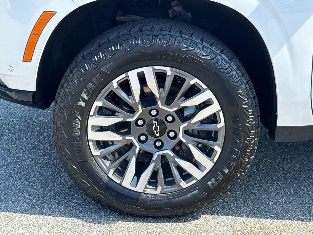 Used 2025 Chevrolet Tahoe Z71 image 9