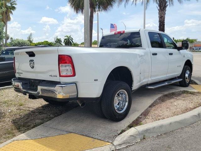 Used 2024 RAM 3500 Big Horn AWD/4WD image 5