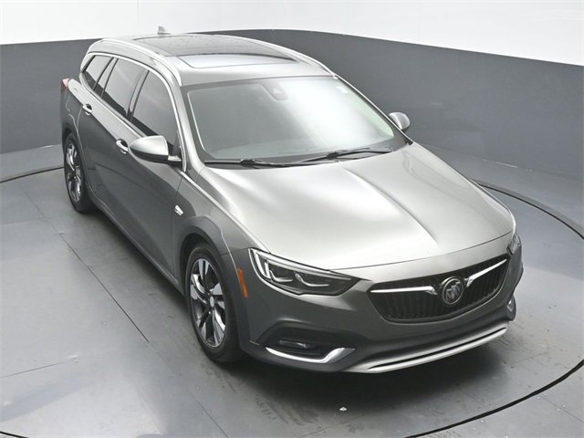 Used 2018 Buick Regal Essence w/ Driver Confidence Package #1 image 44