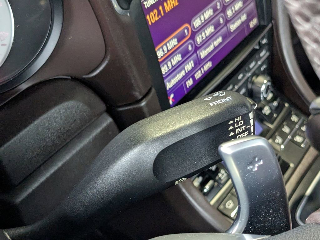 Used 2016 Porsche 911 Turbo S image 22