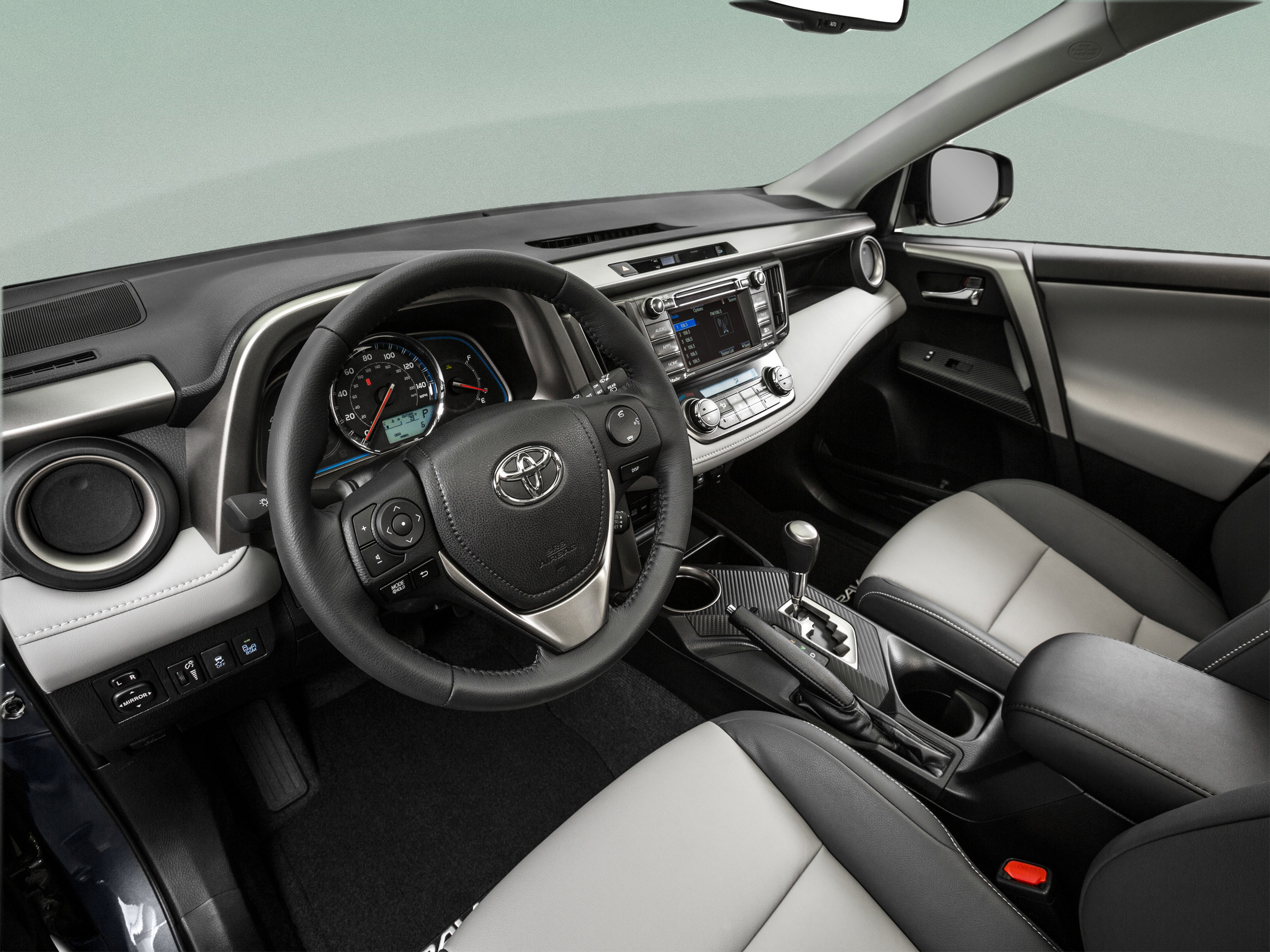 Used 2015 Toyota RAV4 Limited FWD image 59