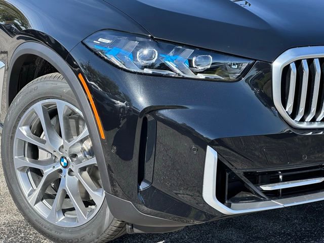 New 2026 BMW X5 xDrive50e w/ Climate Comfort Package image 10