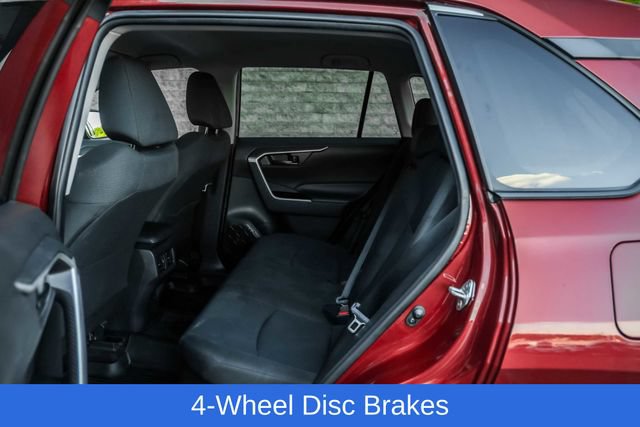 Used 2020 Toyota RAV4 LE w/ All Weather Liner Package AWD/4WD image 26