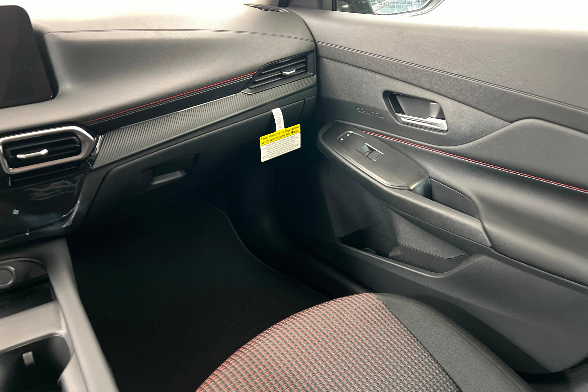 New 2026 Nissan Sentra SR image 10