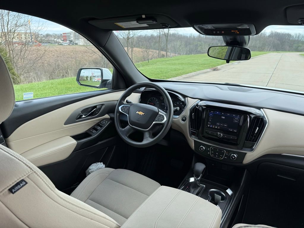 Used 2023 Chevrolet Traverse LS w/ Safety Package image 19