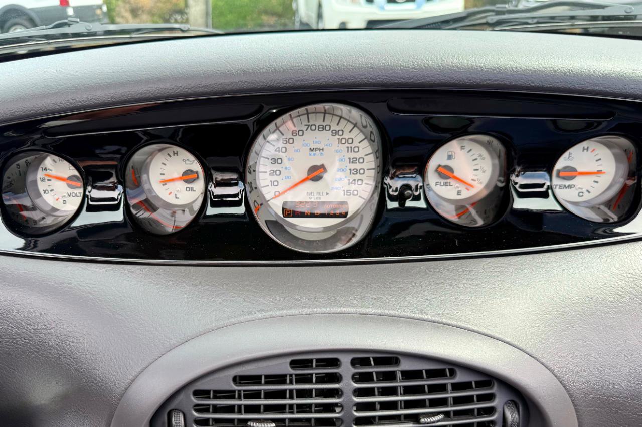 Used 1999 Plymouth Prowler RWD image 30