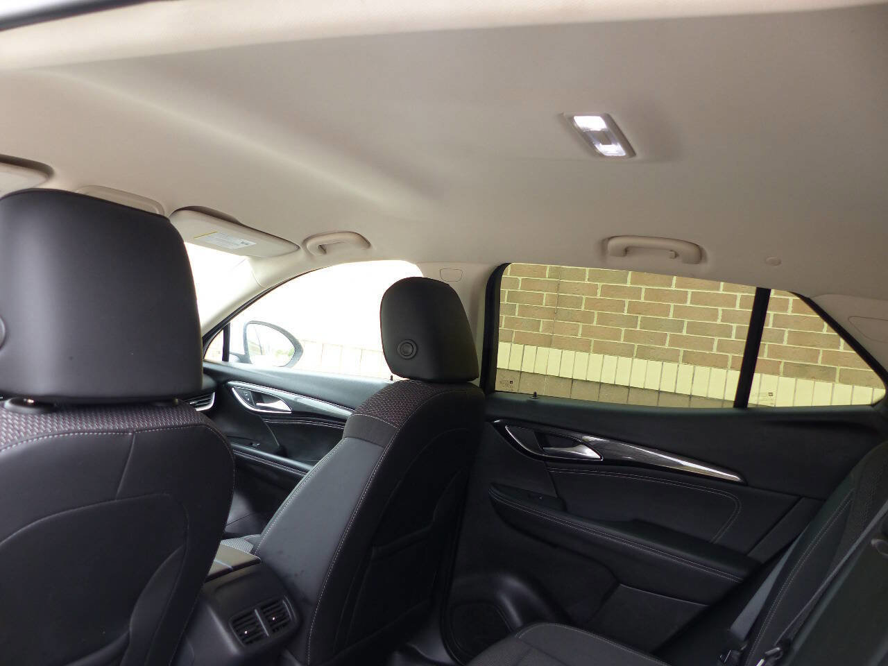 Used 2022 Buick Envision Preferred FWD image 15
