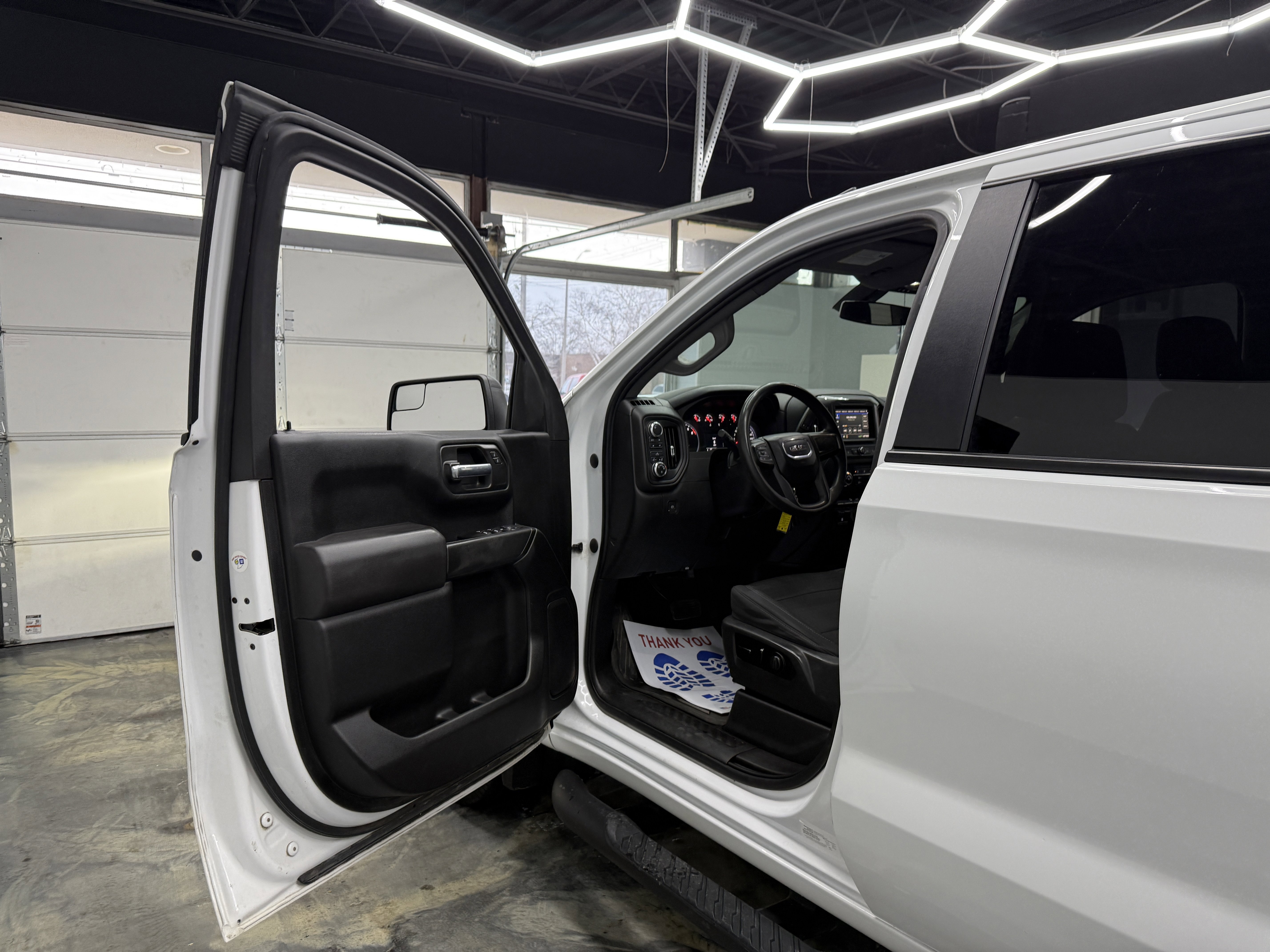 Used 2021 GMC Sierra 1500 4x4 Crew Cab image 9