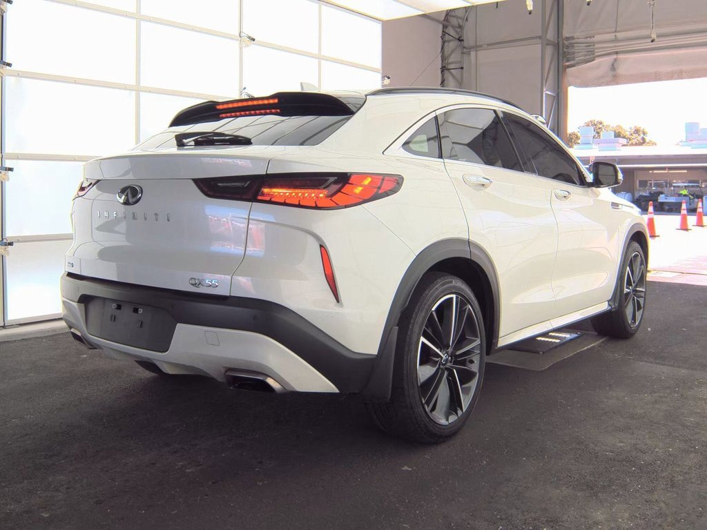 Used 2023 INFINITI QX55 Luxe w/ Cargo Package image 2