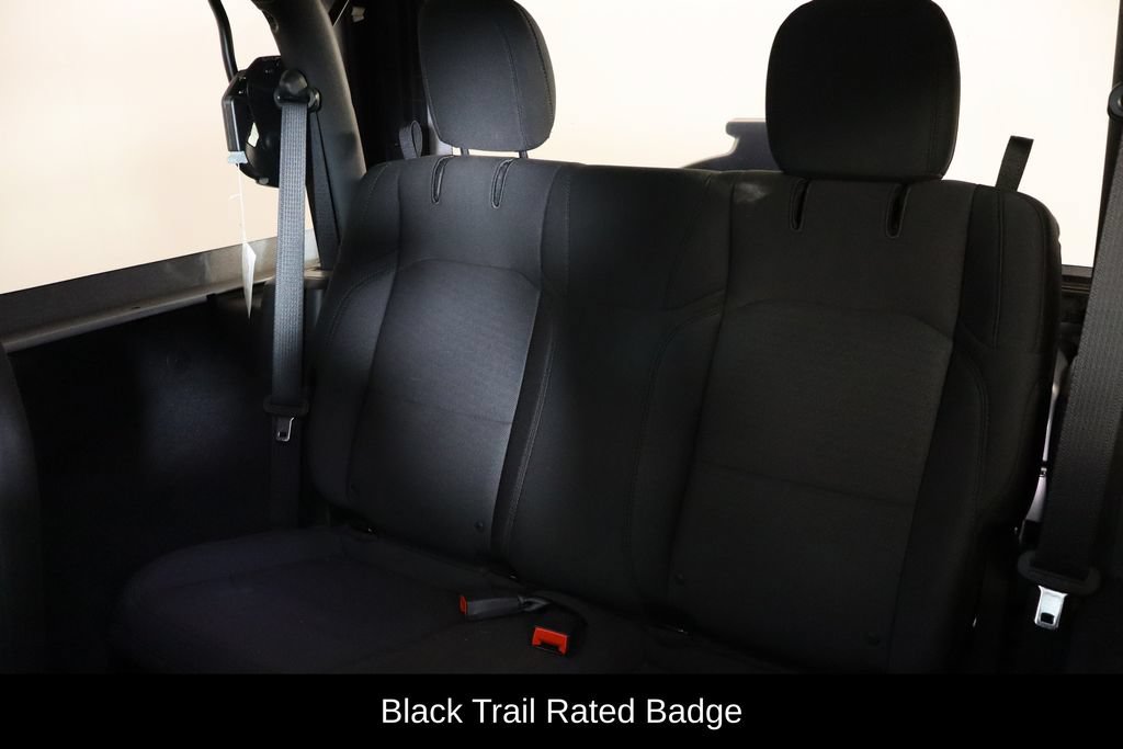 Used 2022 Jeep Wrangler Sport AWD/4WD image 16